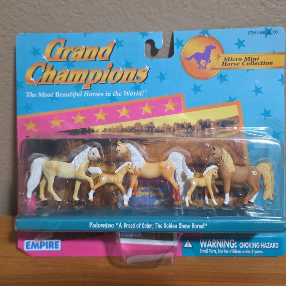 Grand Champions Palomino Micro Mini Horse Collection Figurine Empire 1996 50106